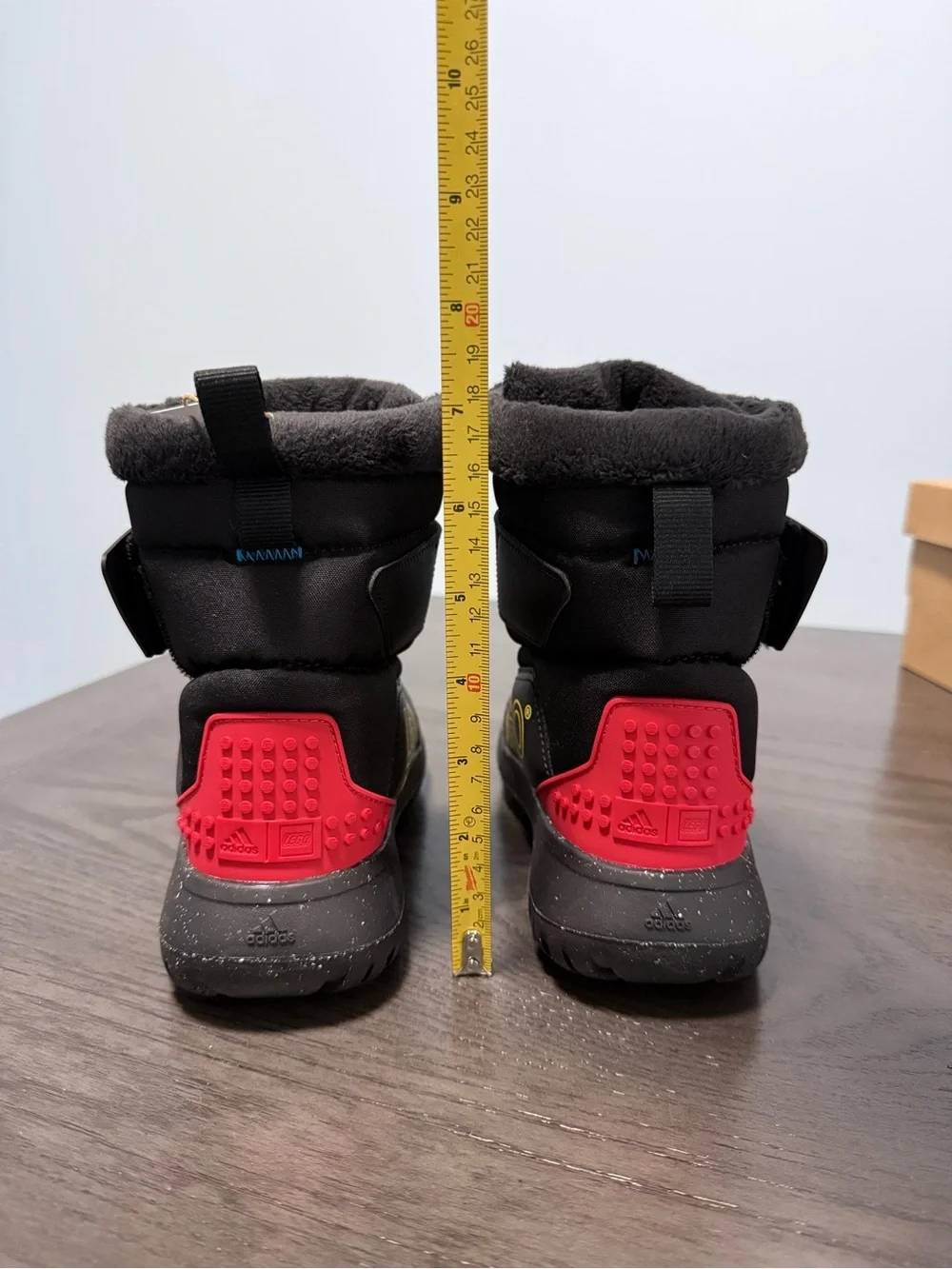 adidas x LEGO Winterplay Kids Snow Boots US 1 EU 32 Black Red Yellow NWB GW4420